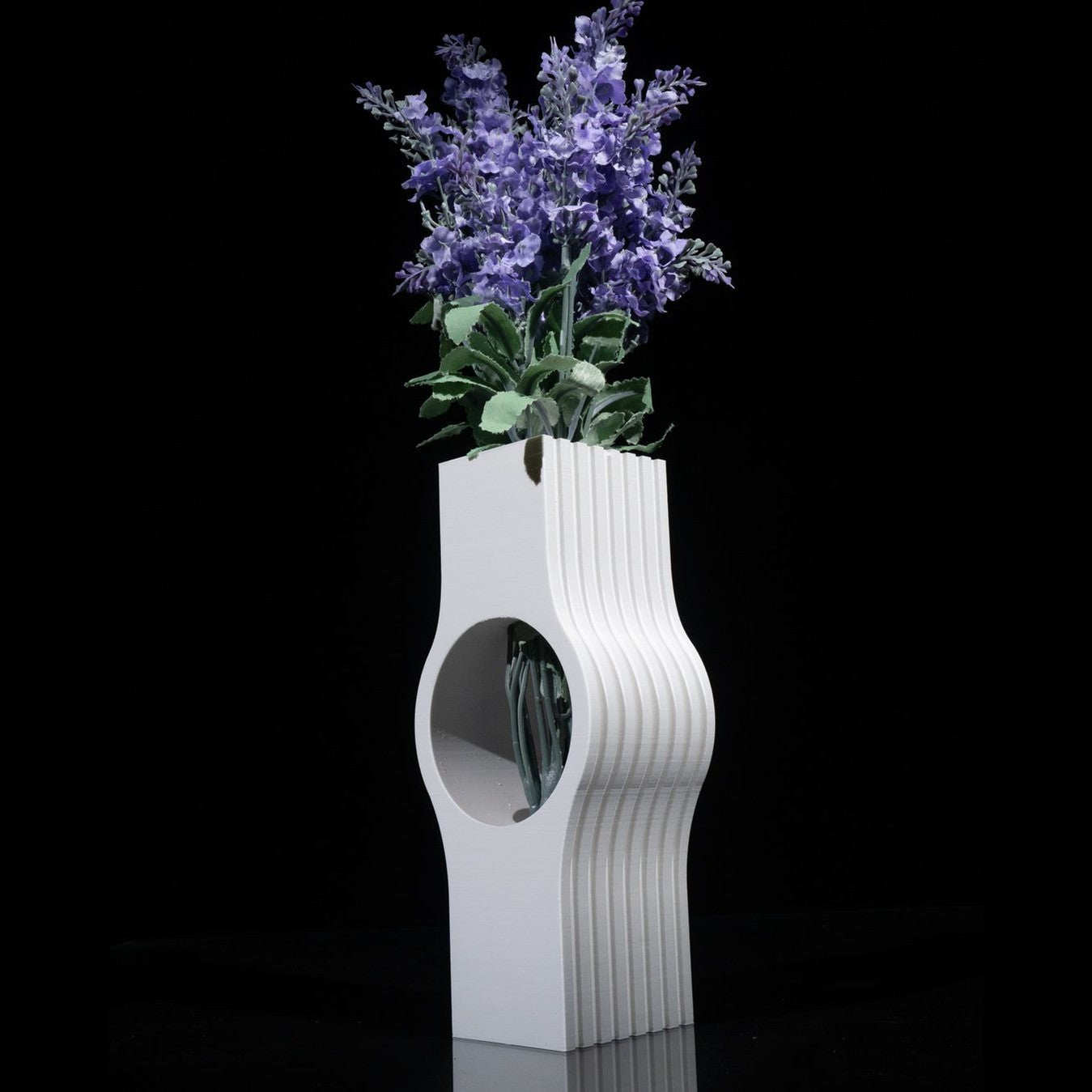 Nallo Vase