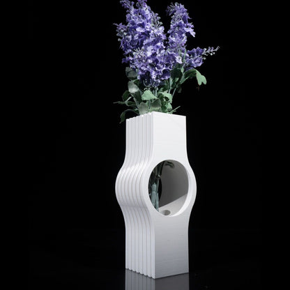 Nallo Vase