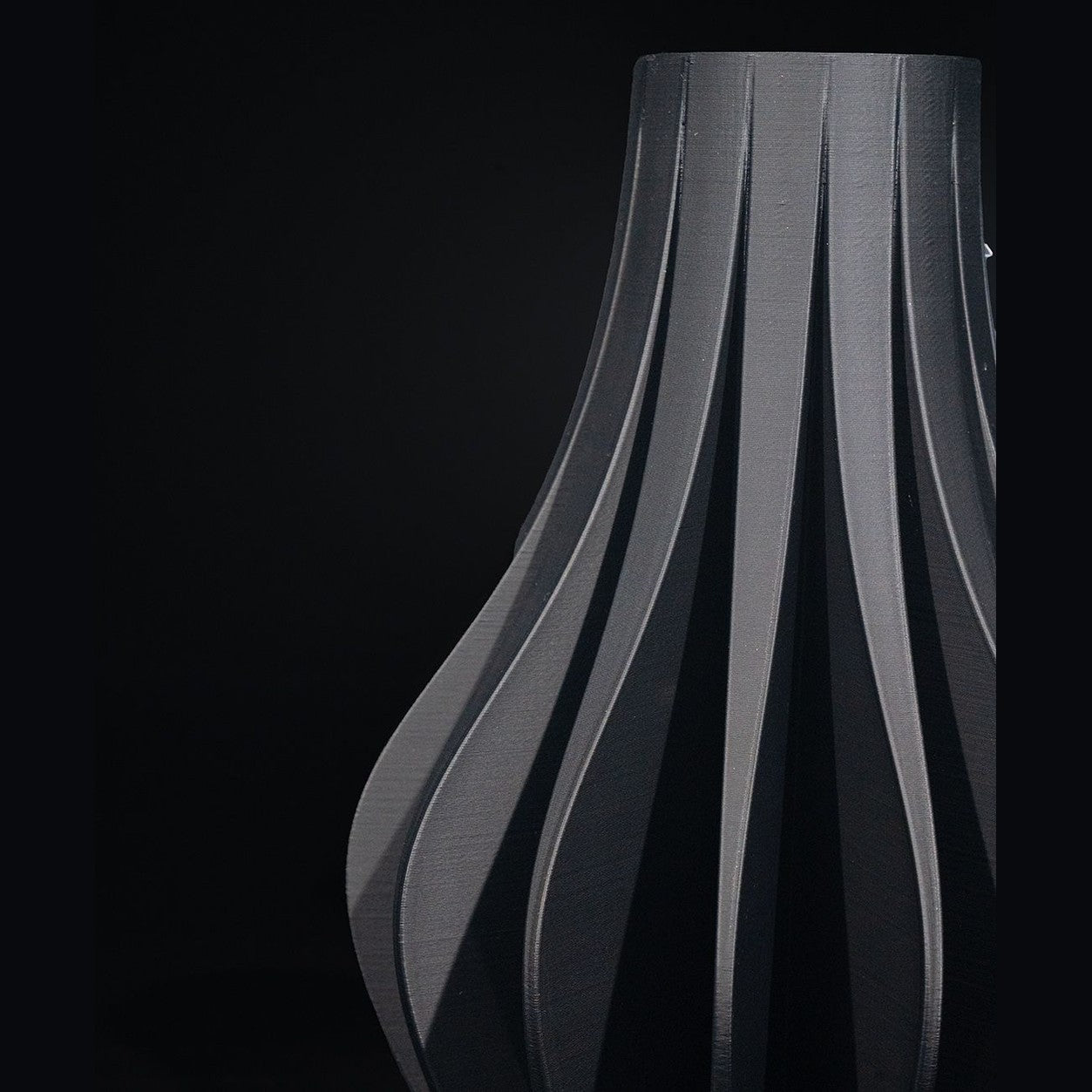 Zolara Vase